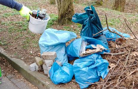 Gesammelter Müll im Bereich Am Kissel Königswinter