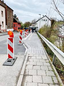 Barrierefreier Umbau der Bushaltestelle „Rennenbergstraße“ konnte früher als geplant fertiggestellt werden.