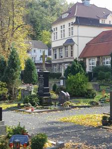 Der Friedhof am Palastweiher in Königswinter-Alsttadt