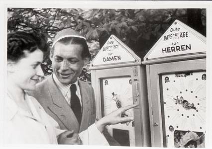 Automat „Orakel” an der Godesburg, Fotografie, 1950er Jahre